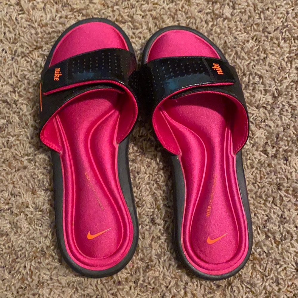 Nike Slides